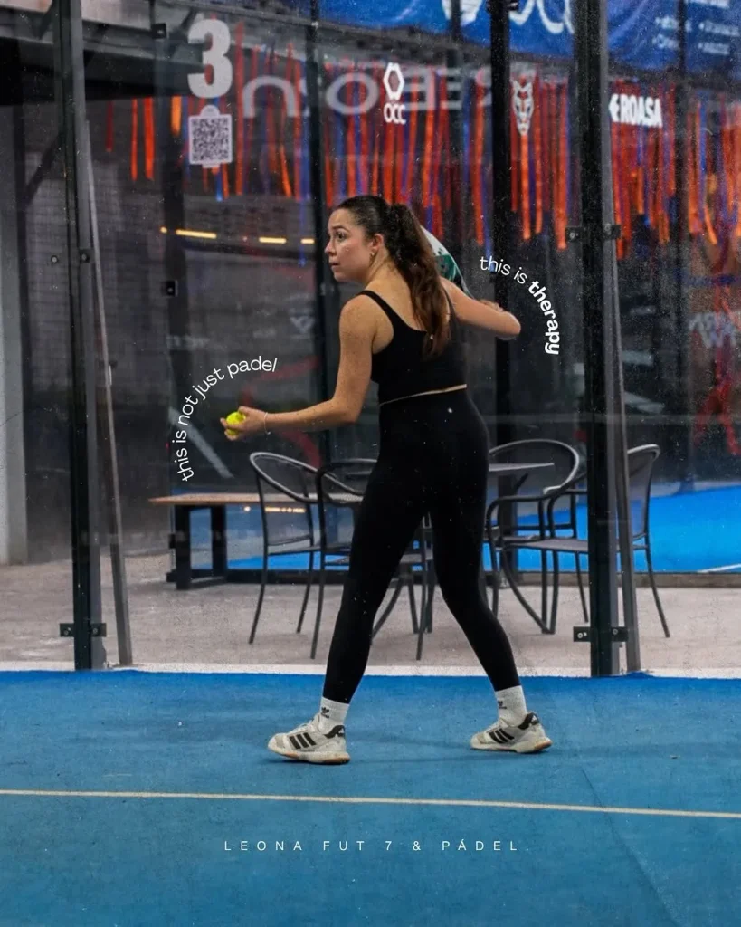 leona padel futbol 7 p52 1253 1 819x1024