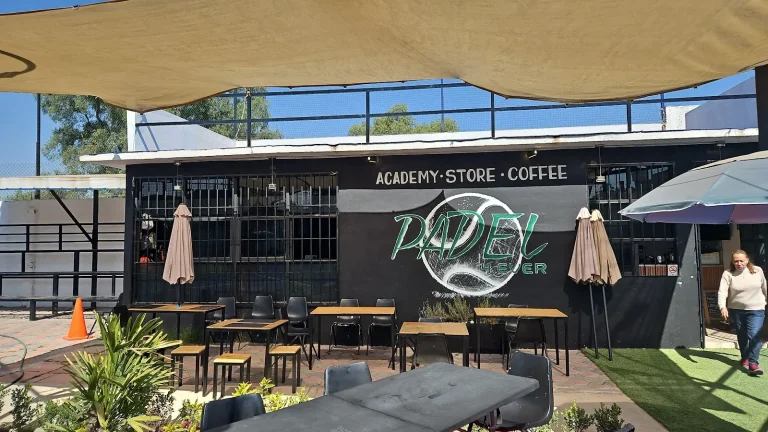 padel 4ever academy and coffee tecamac 1 768x432