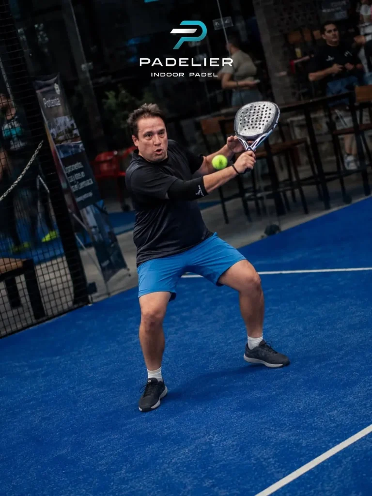 padelier indoor padel club p52 0277 1 768x1024