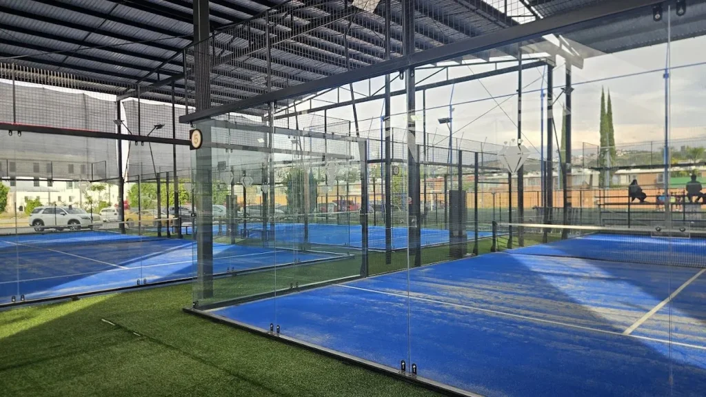 triple diamante padel club p52 0873 1 1024x576