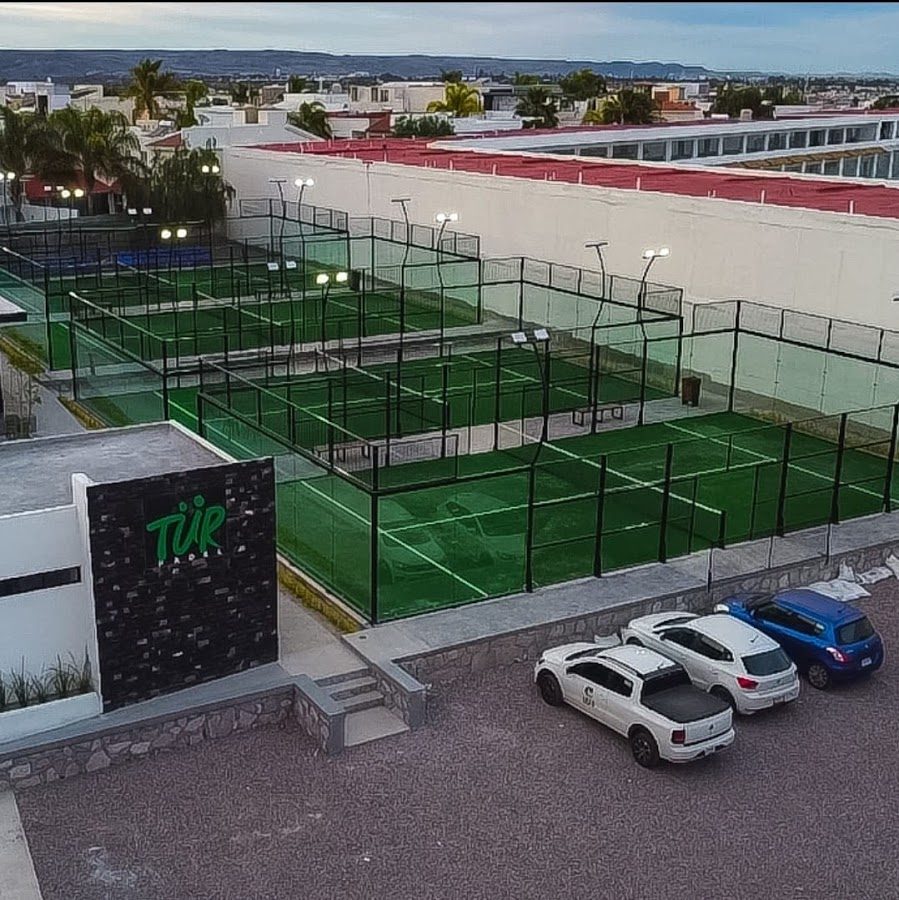 tur padel p52 0821 1